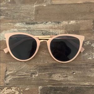 pink sunglasses